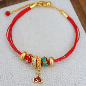 Red-Auspicious-Cloud-Bracelet-Lucky-Fortune