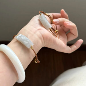 Lotus jade bracelet
