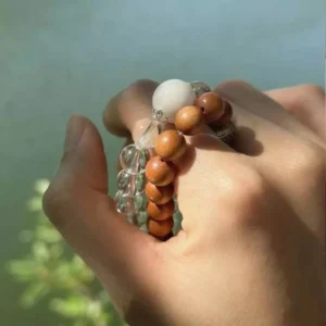 Aged-Sandalwood-White-Crystal