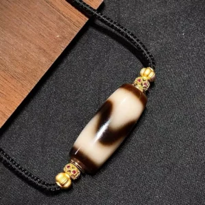 Tigers-tooth-Dzi-Bead-Necklace